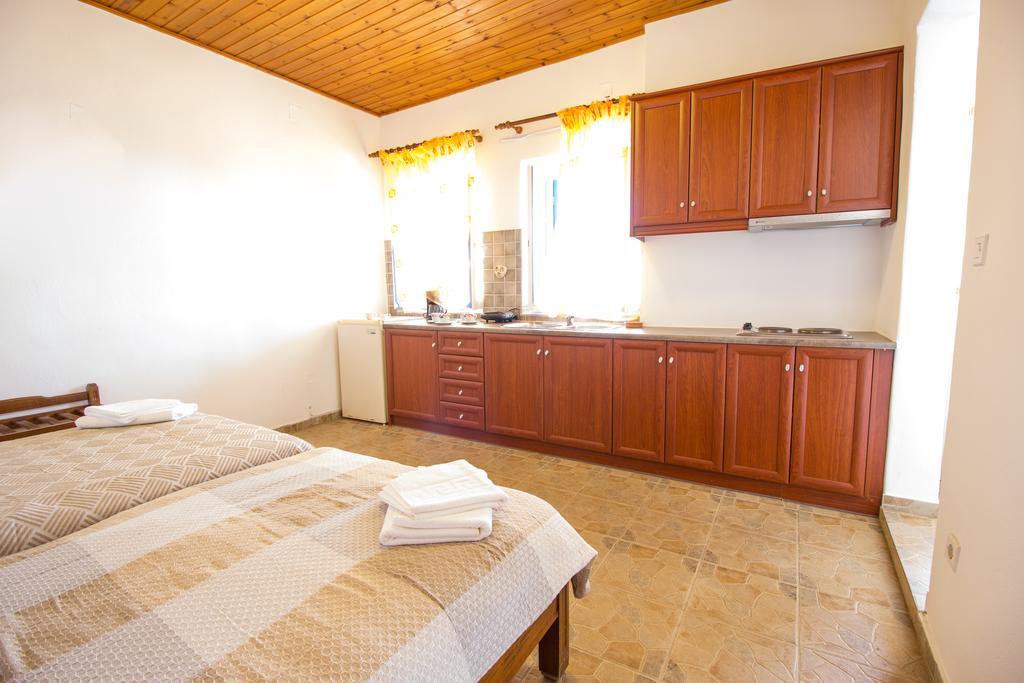 Lazarou Beach Apartments Platis Gialos  外观 照片